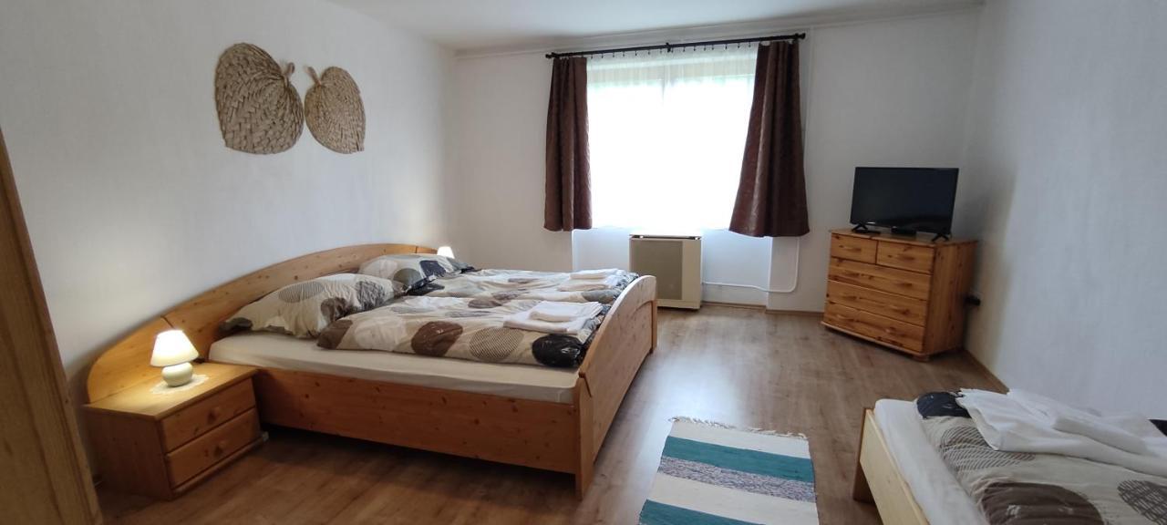 Andrea Vendeghaz Villa Egerszolat Exterior foto